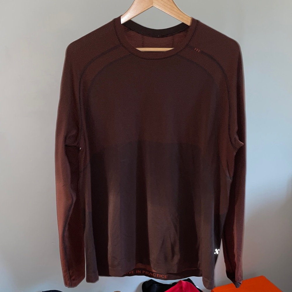 LuluLemon Metal Vent Tech Long Sleeve